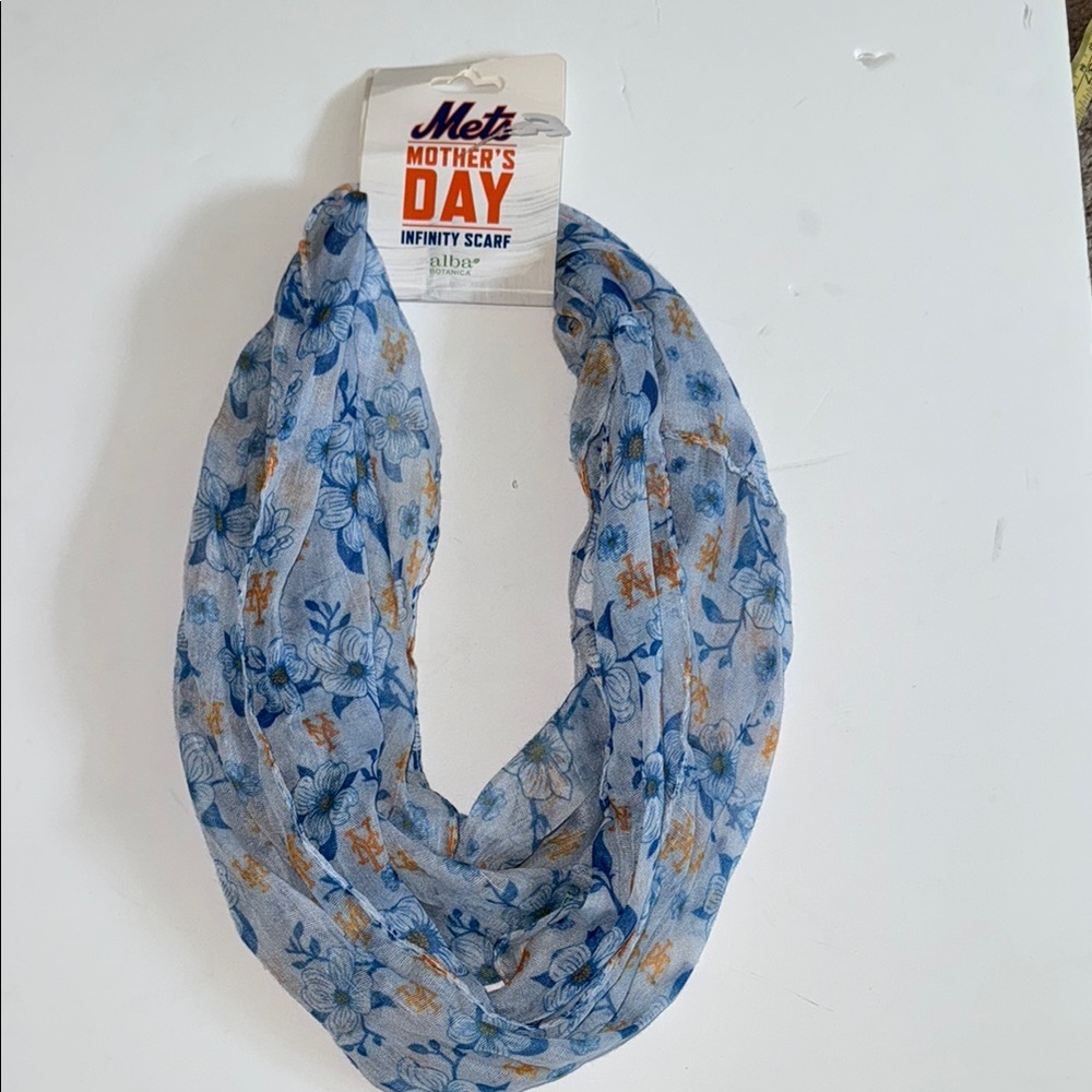 NEW York Mets Citified Mothers Day Infinity Scarf Alba Botanica Limited Edition
